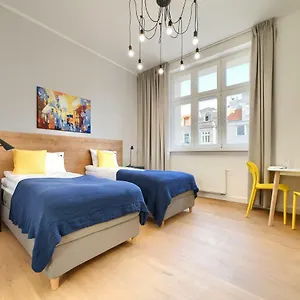 https://apple-park.poznan-hotels.com